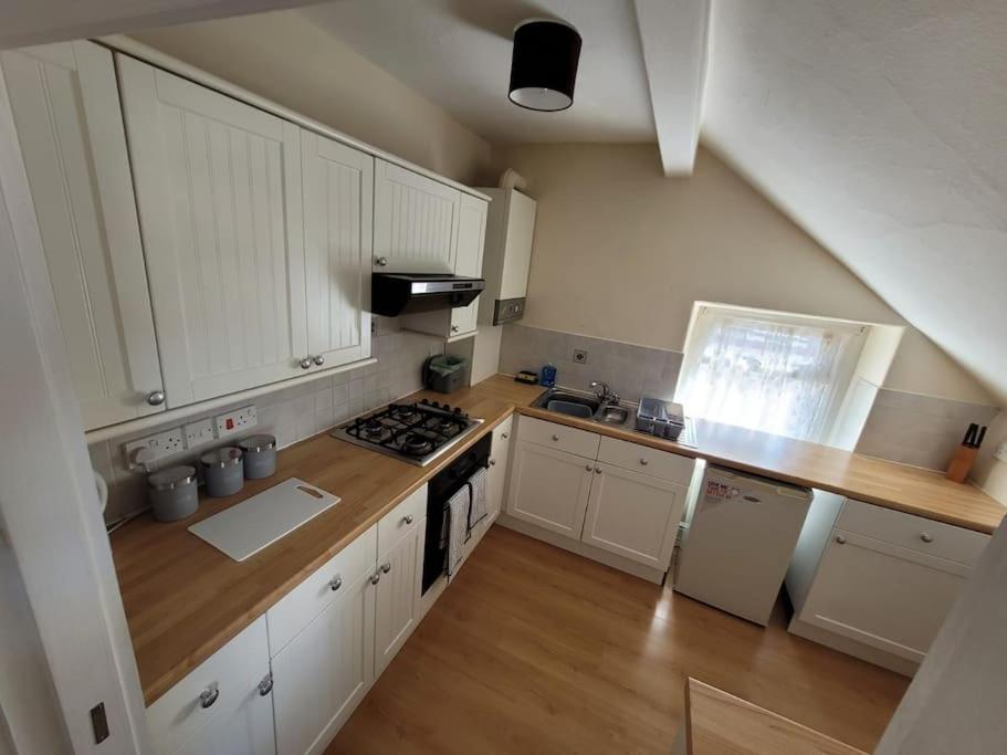 Spacious Cosy Apartment ランディドノー エクステリア 写真