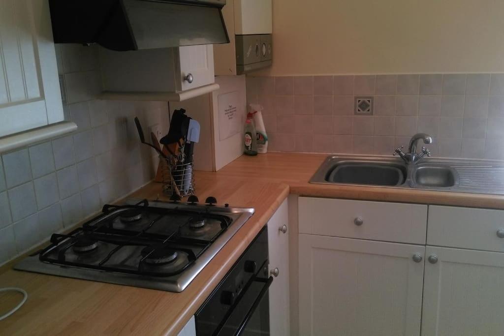 Spacious Cosy Apartment ランディドノー エクステリア 写真